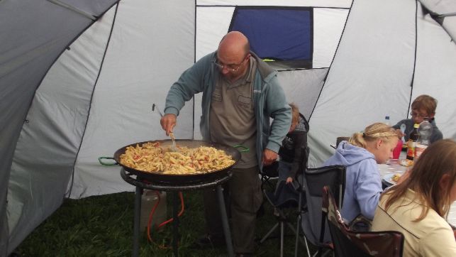 Schinkennudeln kochen